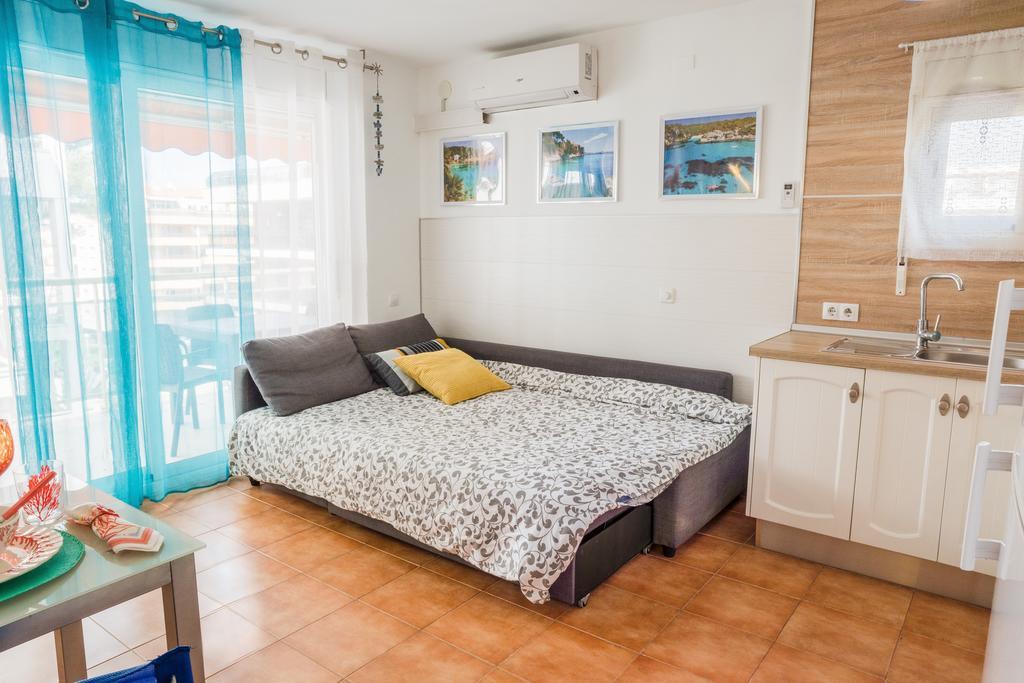 Apartamento En ซาลอว์ ภายนอก รูปภาพ