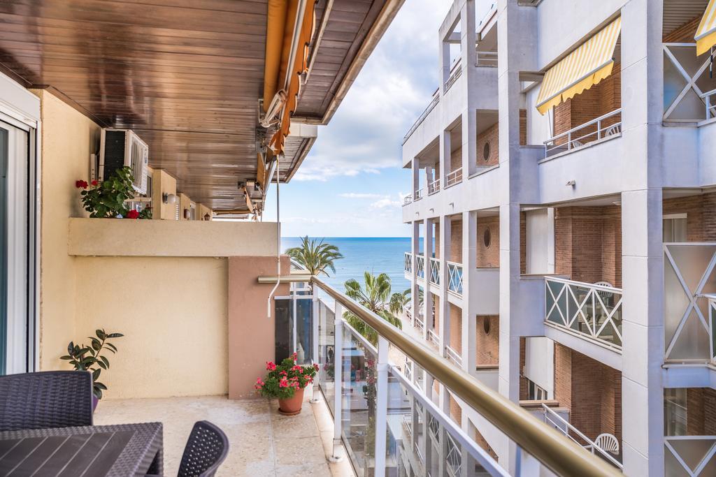 Apartamento En ซาลอว์ ภายนอก รูปภาพ