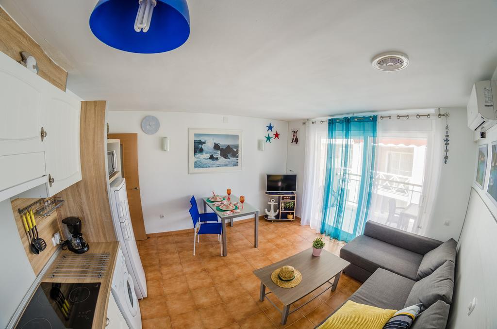 Apartamento En ซาลอว์ ภายนอก รูปภาพ